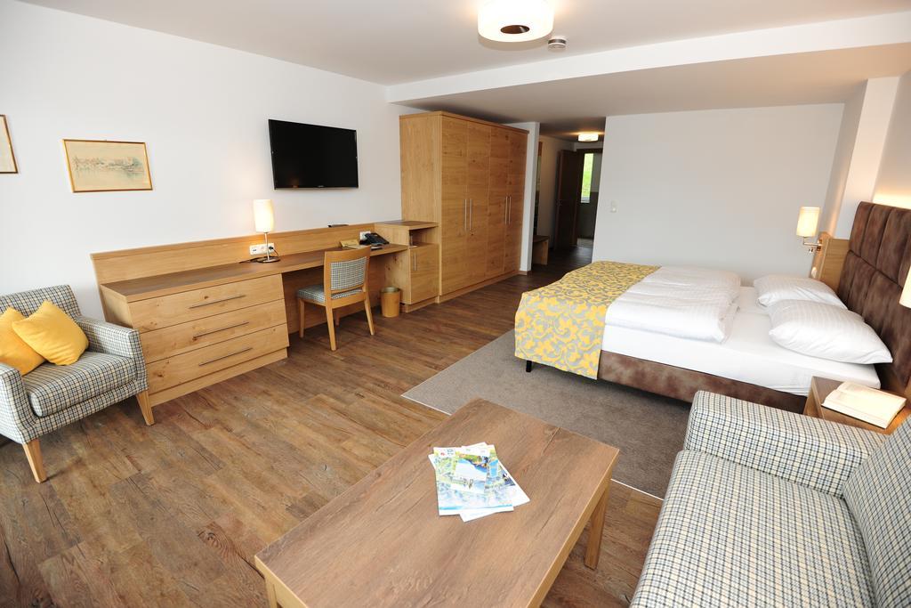 Seegasthof Hois'N Wirt - Hotel Mit Wellnessbereich กมุนเดน ห้อง รูปภาพ