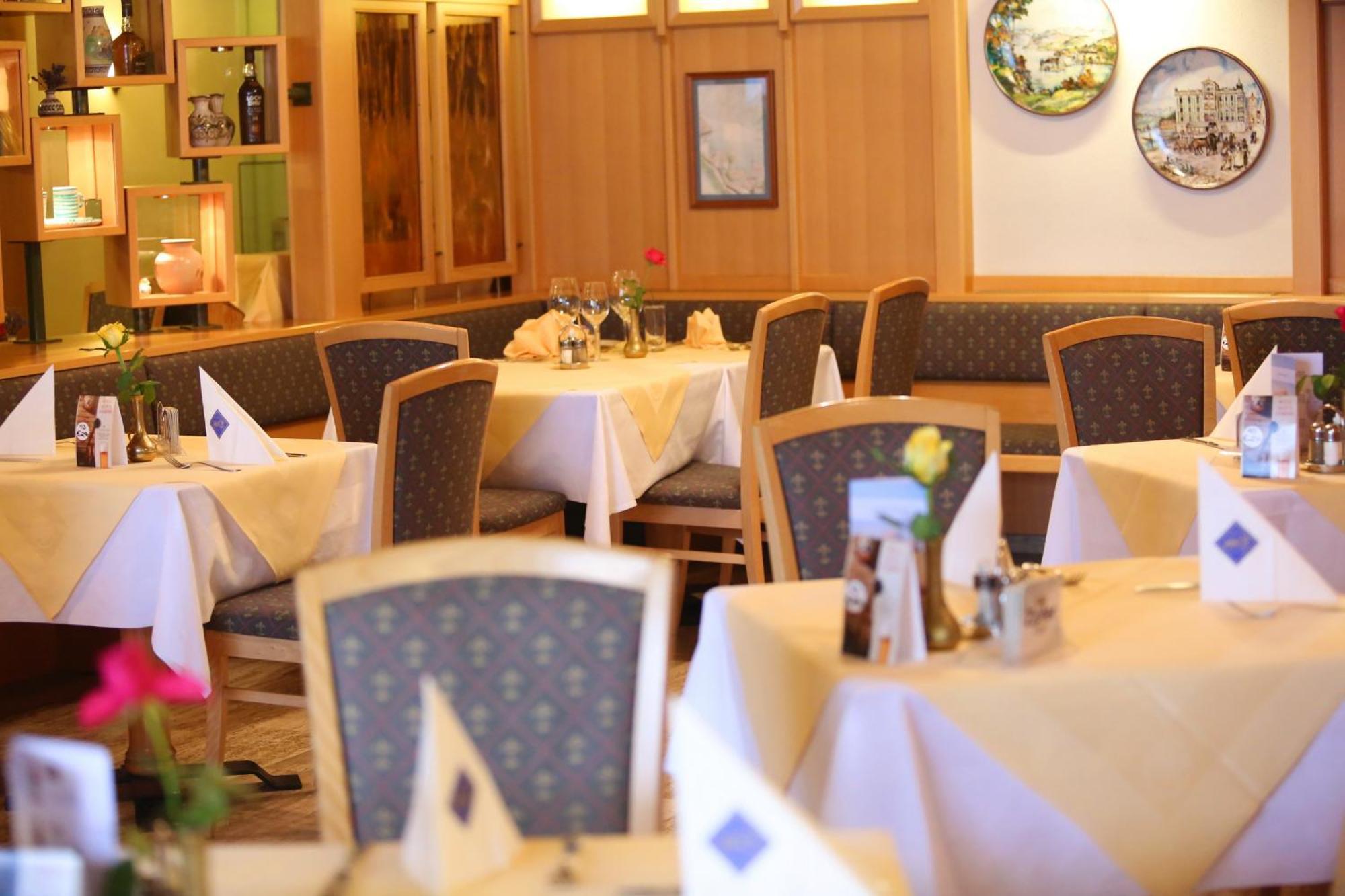 Seegasthof Hois'N Wirt - Hotel Mit Wellnessbereich กมุนเดน ภายนอก รูปภาพ