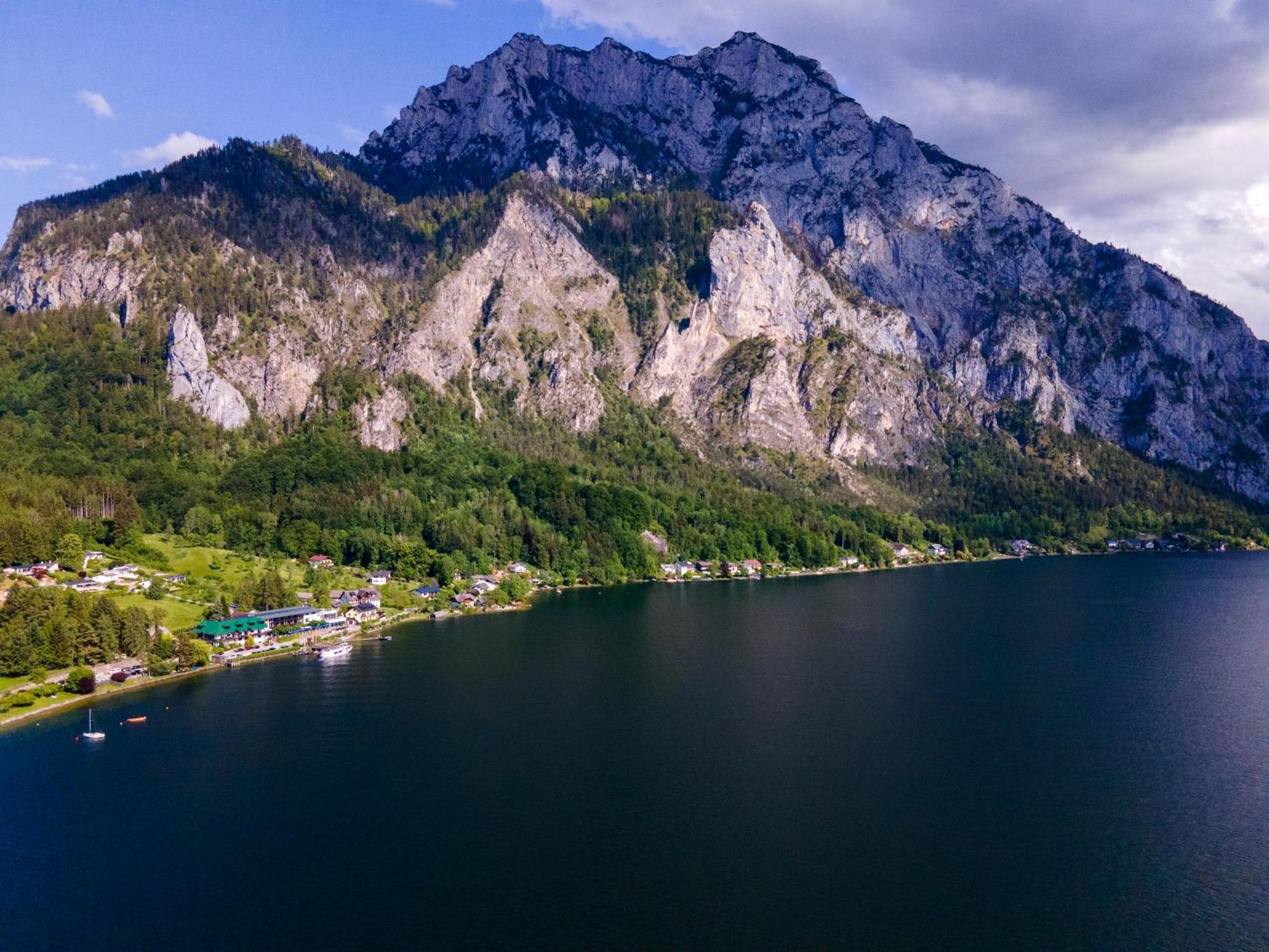 Seegasthof Hois'N Wirt - Hotel Mit Wellnessbereich กมุนเดน ภายนอก รูปภาพ