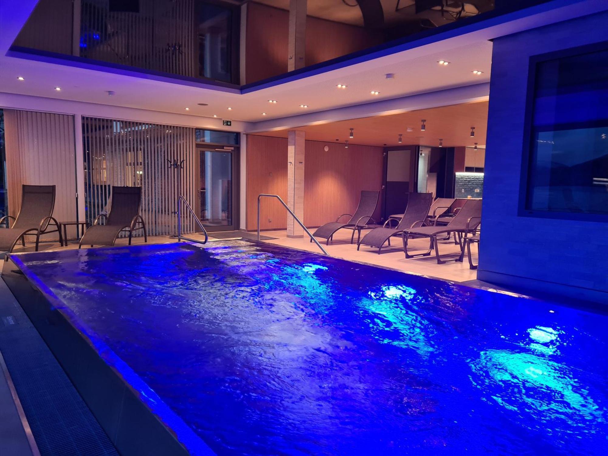 Seegasthof Hois'N Wirt - Hotel Mit Wellnessbereich กมุนเดน ภายนอก รูปภาพ